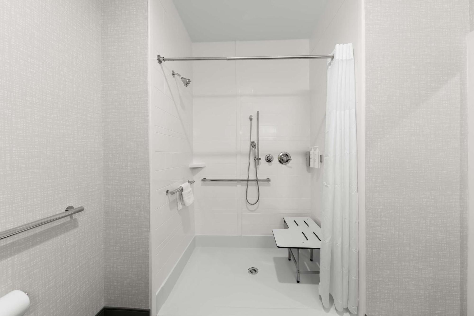 Hampton Inn & Suites シャーマン エクステリア 写真